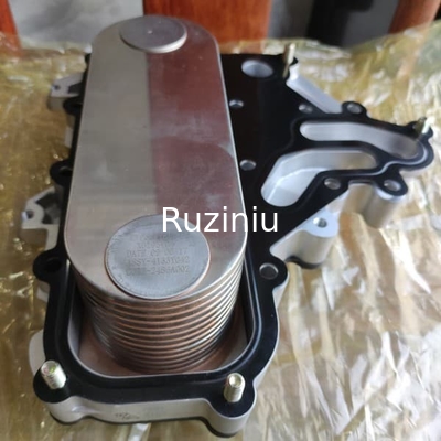 4133Y042 Perkins Engine Parts Oil Radiator / Cooler Assembly Untuk C7.1 C6.6